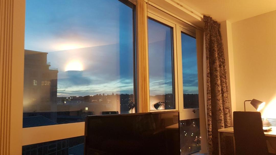 Marco Island -Spacious City Centre 2 Bedroom Apartment Nottingham Exterior photo